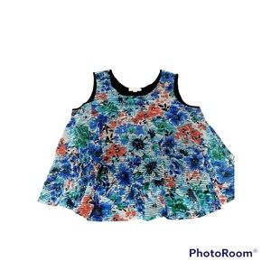 Studio JPR Sleeveless Loose Top